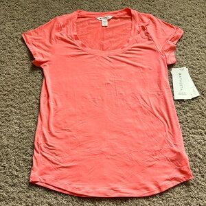 NWT Athleta Stratus II Tee in coral